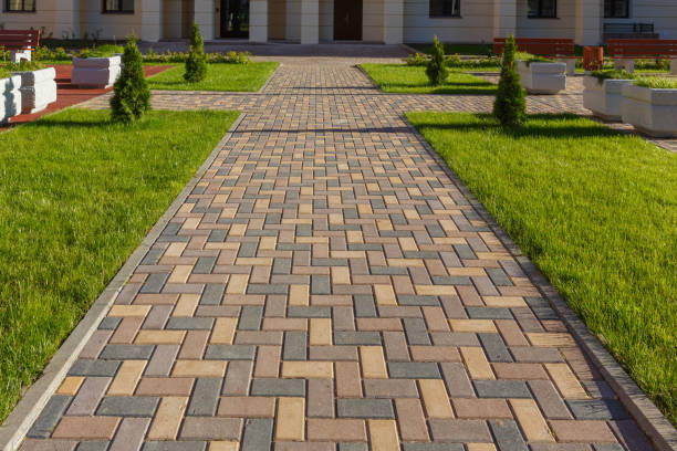 Best Residential Driveway Paver Services  in Pemberwick, CT
